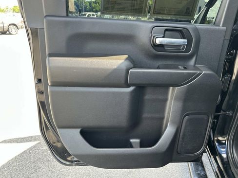 Used 2021 GMC Sierra 2500 4x4 Crew Cab w/ Gooseneck/5TH Wheel Package image 23