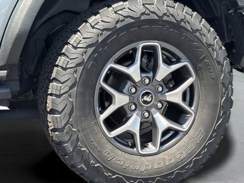 Used 2023 Ford Bronco Badlands AWD/4WD image 32