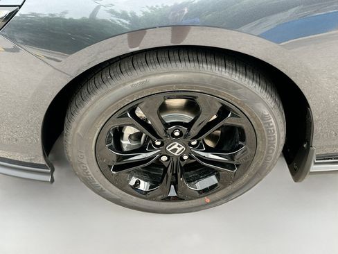 New 2025 Honda Accord SE image 25