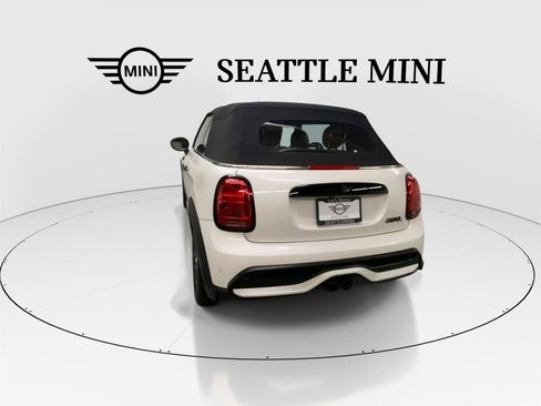 Certified 2023 MINI Cooper S FWD image 9