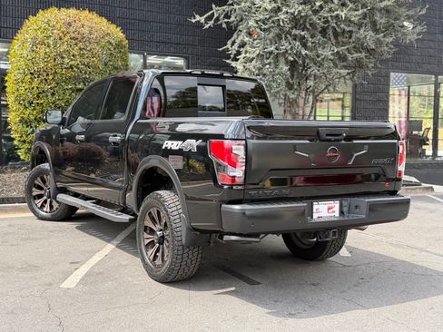 Used 2020 Nissan Titan PRO-4X w/ Pro-4x Convenience Package image 19