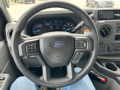 Used 2026 Ford E-350 and Econoline 350 Super Duty w/ Interior Upgrade Package RWD image 23