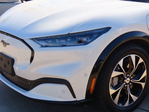 Used 2022 Ford Mustang Mach-E Premium image 3