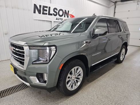 Used 2024 GMC Yukon SLT w/ Max Trailering Package image 4