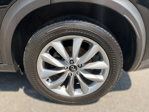 Used 2021 INFINITI QX50 Pure AWD/4WD image 24