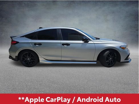 Used 2023 Honda Civic Sport image 3