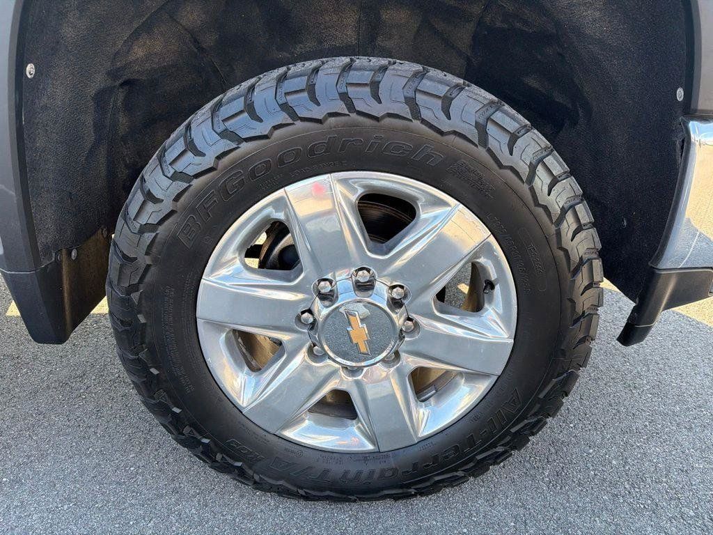 Used 2022 Chevrolet Silverado 2500 LTZ w/ LTZ Texas Edition AWD/4WD image 14