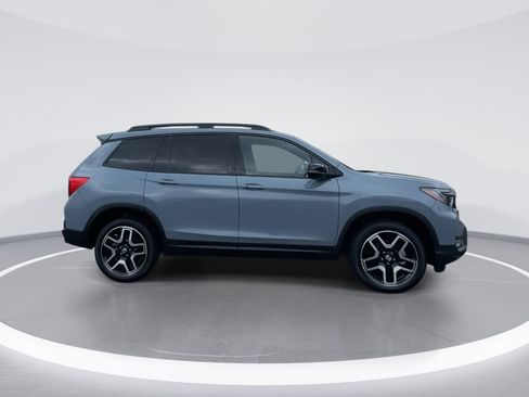 Used 2022 Honda Passport Elite image 8