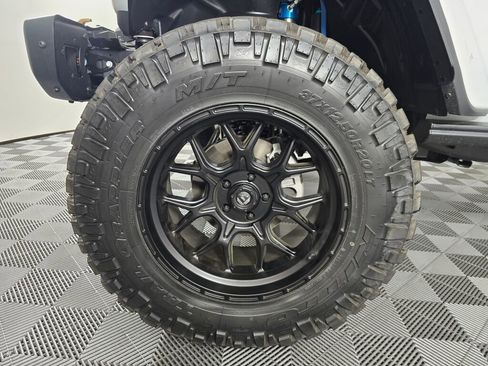 New 2025 Jeep Wrangler Unlimited Rubicon 392 image 10