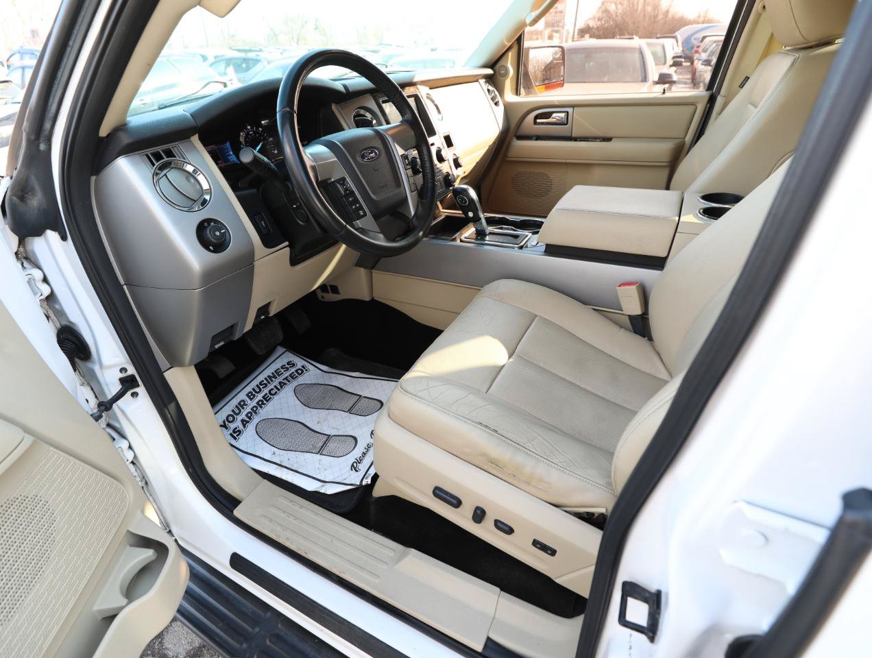Used 2016 Ford Expedition Limited AWD/4WD image 20