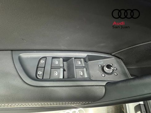 Used 2024 Audi Q5 2.0T Premium Plus w/ Premium Plus Package AWD/4WD image 32