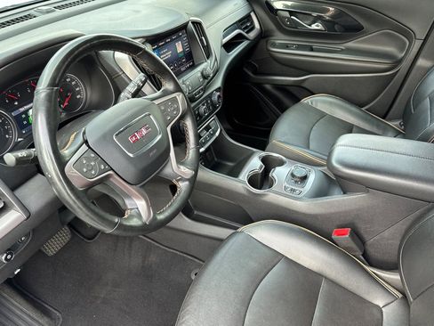 Certified 2023 GMC Terrain AT4 image 9