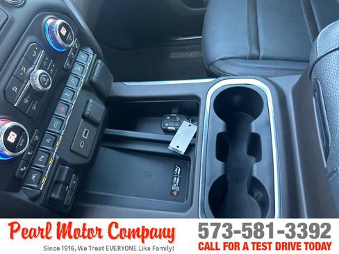 Certified 2020 GMC Sierra 1500 Denali w/ Denali Ultimate Package AWD/4WD image 21