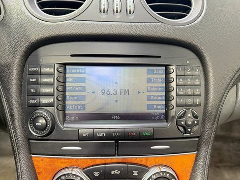 Used 2005 Mercedes-Benz SL 500 image 23
