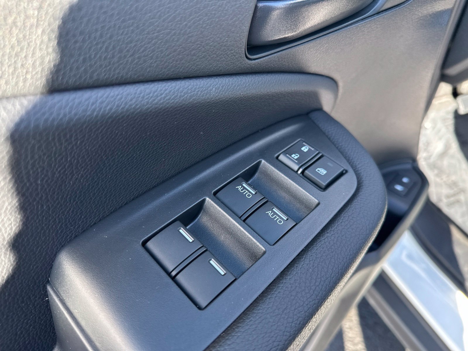 Used 2023 Honda Passport EX-L image 18