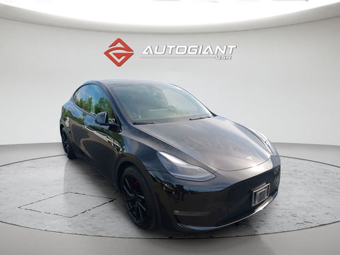 Used 2023 Tesla Model Y Performance AWD/4WD image 4