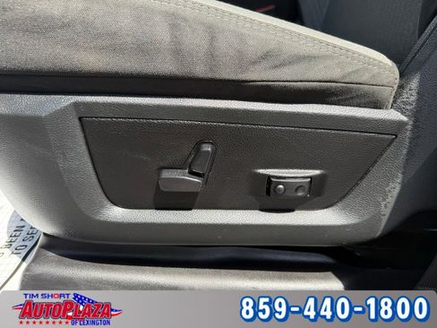 Used 2024 RAM 3500 Big Horn image 16