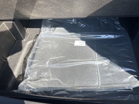 New 2026 Chevrolet Equinox RS image 48