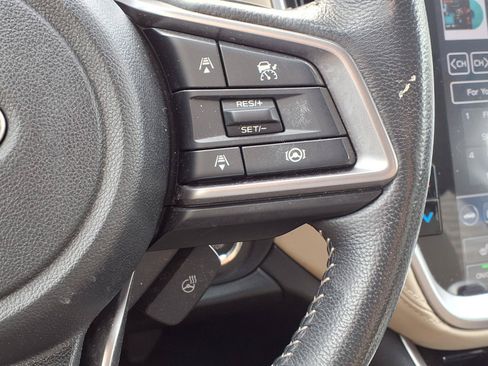 Used 2025 Subaru Outback Limited AWD/4WD image 13