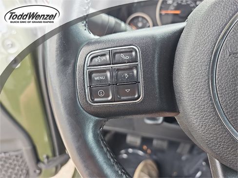 Used 2016 Jeep Wrangler Unlimited Sahara AWD/4WD image 21
