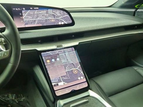 Used 2023 Lucid Air Pure AWD/4WD image 45