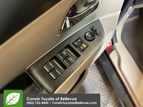 Used 2014 Honda Odyssey LX image 11