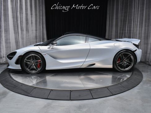 Used 2018 McLaren 720S Luxury RWD image 3