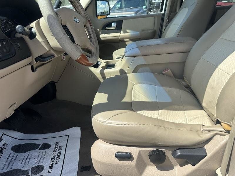 Used 2003 Ford Expedition Eddie Bauer RWD image 8