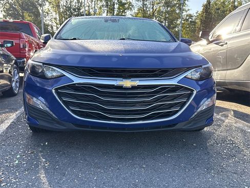 Used 2023 Chevrolet Malibu LT w/ Driver Confidence Package image 4