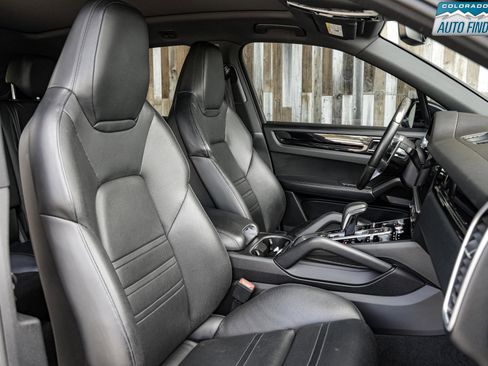 Used 2019 Porsche Cayenne S AWD/4WD image 22