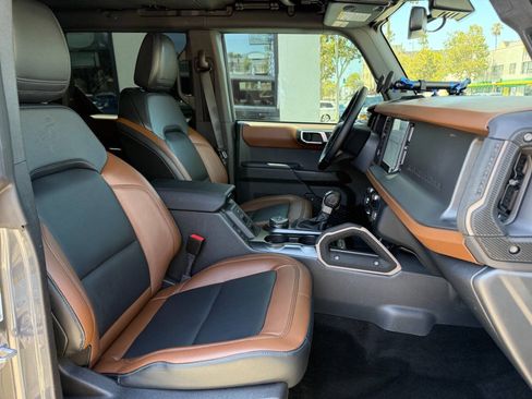 Used 2024 Ford Bronco Outer Banks AWD/4WD image 31