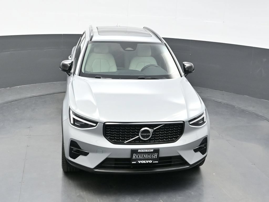 Used 2026 Volvo XC40 B5 Plus AWD/4WD image 33