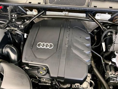 Used 2023 Audi Q5 2.0T Premium Plus w/ Premium Plus Package AWD/4WD image 31