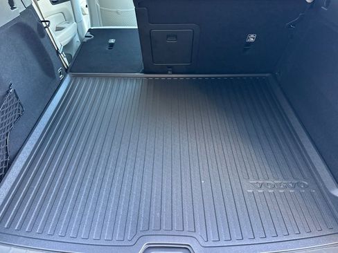 New 2026 Volvo XC60 B5 Ultra w/ Protection Package Premier image 17