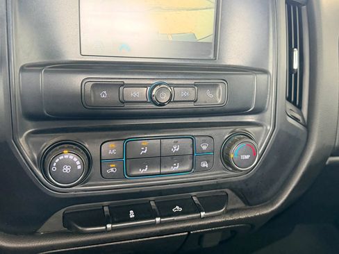 Used 2019 Chevrolet Silverado 2500 W/T w/ WT Convenience Package AWD/4WD image 13