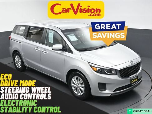 Used 2018 Kia Sedona L FWD image 1