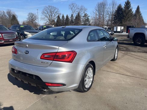 Used 2015 Kia Forte Koup EX w/ EX Premium Package image 10