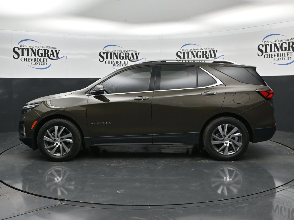Used 2023 Chevrolet Equinox Premier FWD image 4