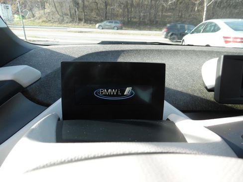 Used 2015 BMW i3 RWD image 13