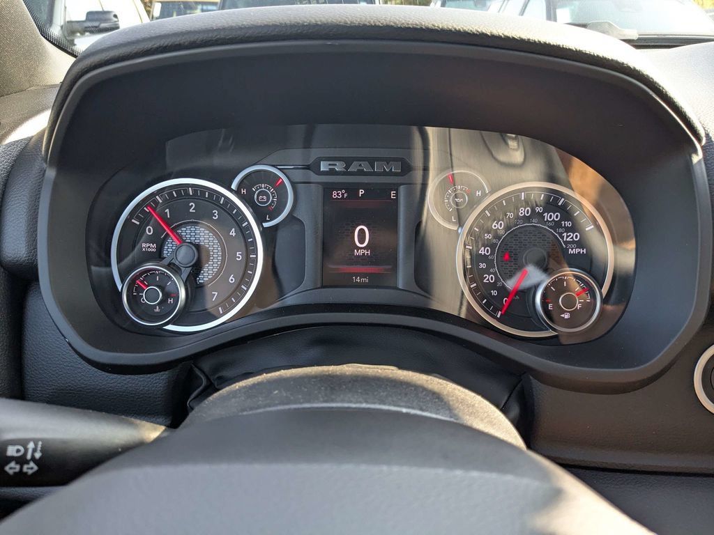 New 2026 RAM 1500 Big Horn AWD/4WD image 25