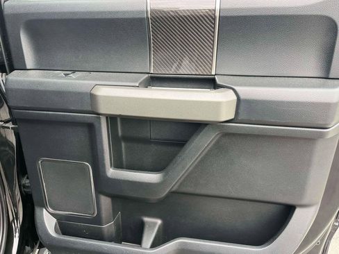 Used 2019 Ford F150 Raptor w/ Equipment Group 802A Luxury image 17