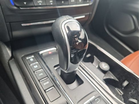 Used 2018 Maserati Ghibli RWD image 15