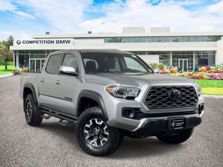 Used 2022 Toyota Tacoma TRD Off-Road AWD/4WD video 1