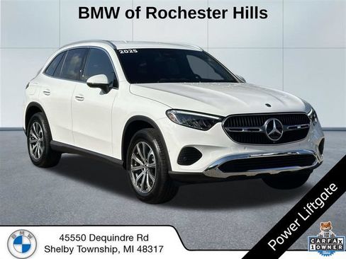 Used 2025 Mercedes-Benz GLC 300 4MATIC image 1