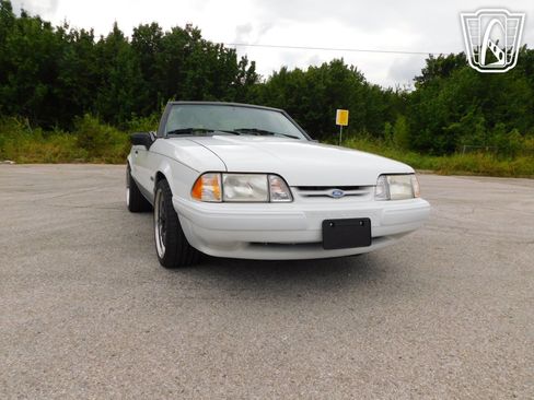 Used 1990 Ford Mustang LX image 36