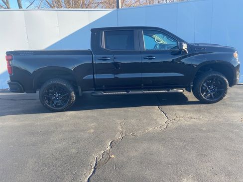 Certified 2022 Chevrolet Silverado 1500 LT Trail Boss w/ LT Trail Boss Premium Package image 2