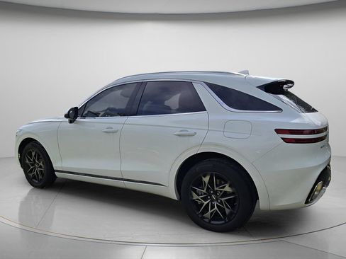 Used 2024 Genesis GV70 2.5T w/ Select Package AWD/4WD image 6