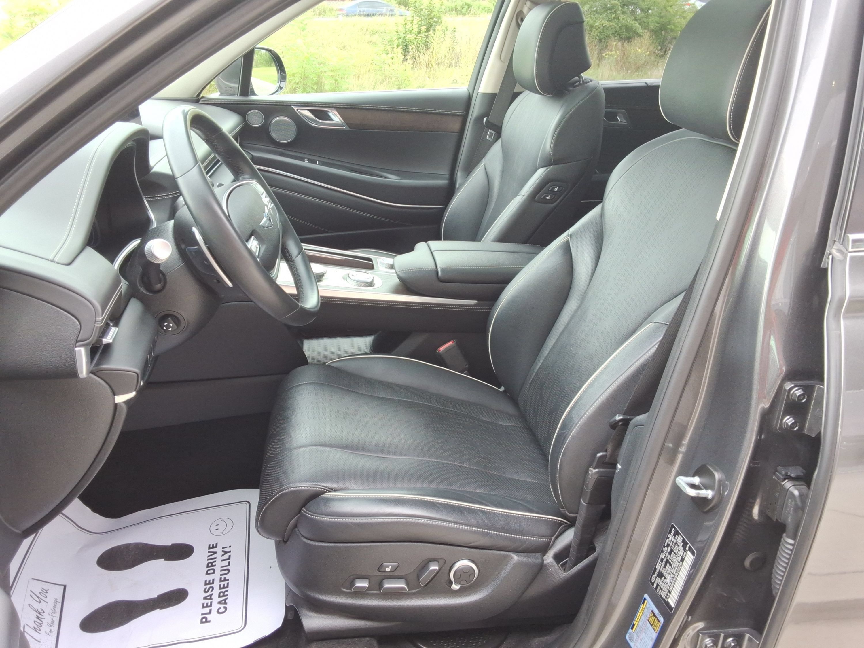 Used 2023 Genesis GV80 3.5T Advanced + AWD/4WD image 32