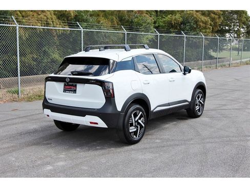 New 2026 Nissan Kicks SV w/ SV Premium Package image 4