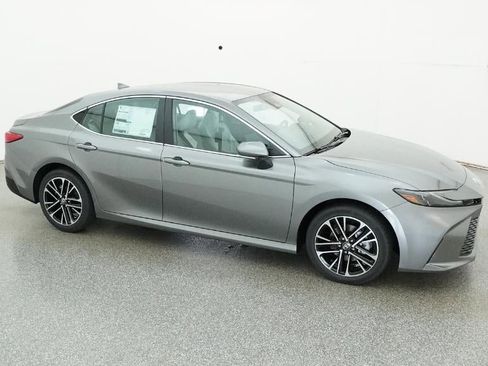 New 2026 Toyota Camry XLE image 12